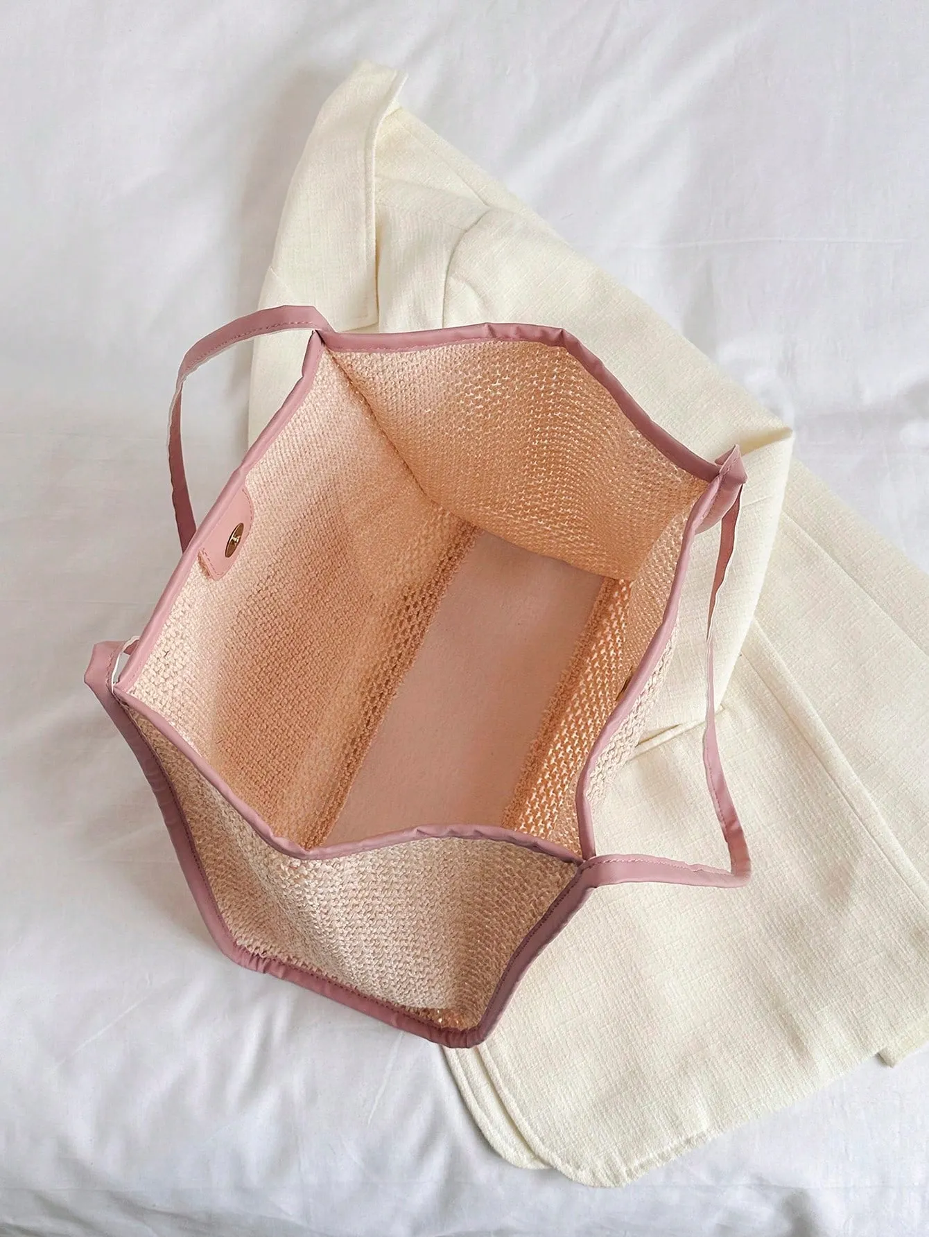 2024 New Arrival: Trendy Mesh Shoulder Beach Tote Bag for Women