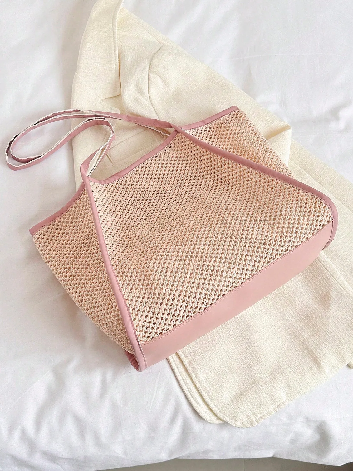 2024 New Arrival: Trendy Mesh Shoulder Beach Tote Bag for Women