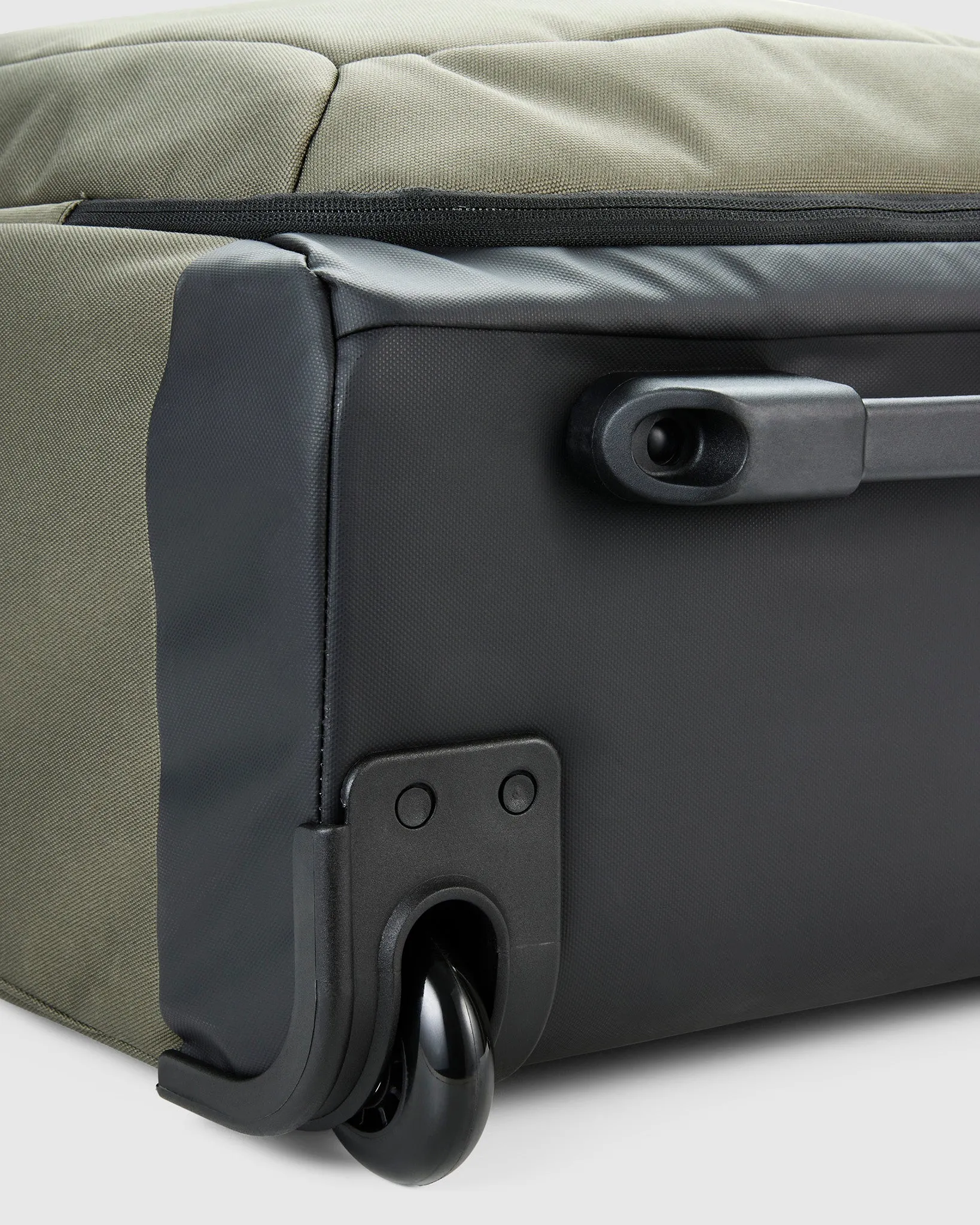 60L Wheeled Duffel Bag - Olivine