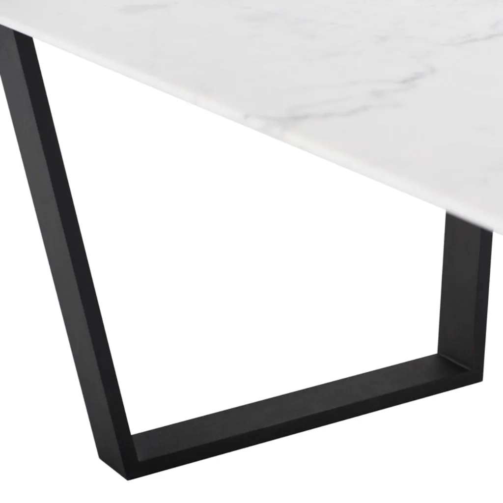 Catrine Dining Table