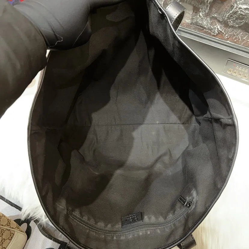Gucci GG Supreme Gray Tote Bag